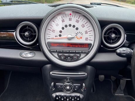 Mini Convertible 1.6 One Euro 5 2dr 23