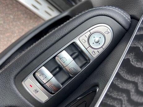 Mercedes-Benz GLC 2.1 GLC220d AMG Night Edition G-Tronic+ 4MATIC Euro 6 (s/s) 5dr 38