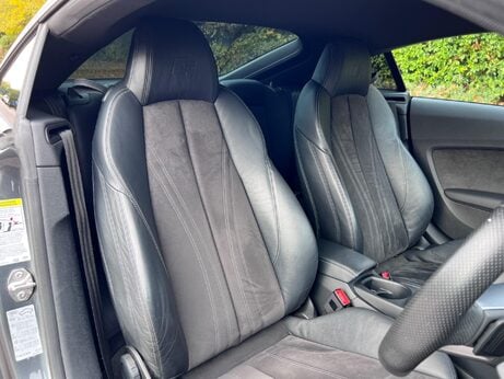 Audi TT 2.0 TFSI S line S Tronic Euro 6 (s/s) 3dr 9