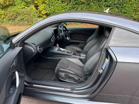 Audi TT 2.0 TFSI S line S Tronic Euro 6 (s/s) 3dr 19