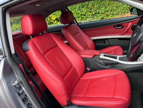 BMW 3 Series 2.0 320i SE Steptronic Euro 4 2dr 42