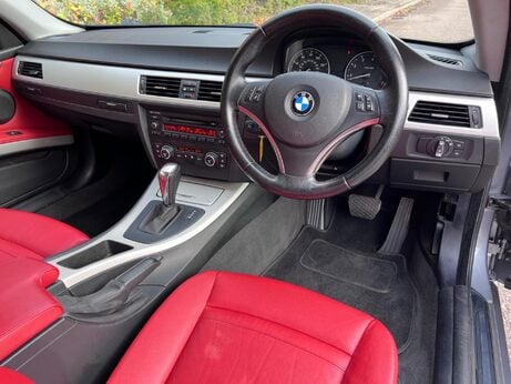 BMW 3 Series 2.0 320i SE Steptronic Euro 4 2dr 39