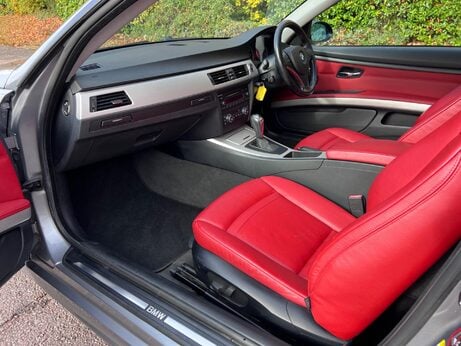 BMW 3 Series 2.0 320i SE Steptronic Euro 4 2dr 52