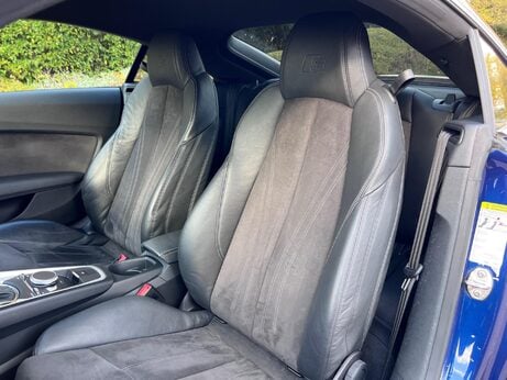 Audi TT 2.0 TFSI S line S Tronic quattro Euro 6 (s/s) 3dr 23