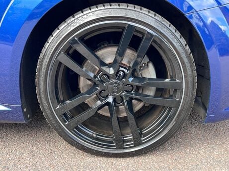Audi TT 2.0 TFSI S line S Tronic quattro Euro 6 (s/s) 3dr 42