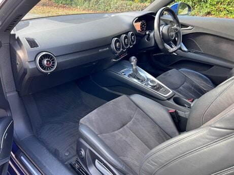 Audi TT 2.0 TFSI S line S Tronic quattro Euro 6 (s/s) 3dr 21