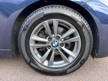 BMW 3 Series 2.0 320d ED Plus Touring Auto Euro 6 (s/s) 5dr 68
