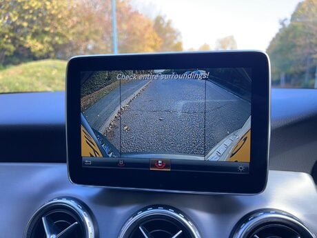 Mercedes-Benz GLA 2.1 GLA220d AMG Line 7G-DCT 4MATIC Euro 6 (s/s) 5dr 39