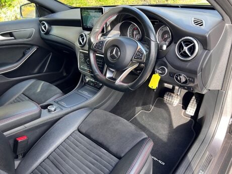 Mercedes-Benz GLA 2.1 GLA220d AMG Line 7G-DCT 4MATIC Euro 6 (s/s) 5dr 12