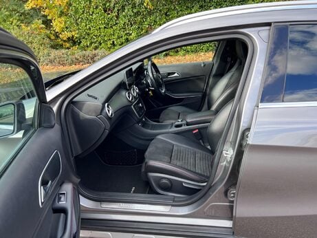 Mercedes-Benz GLA 2.1 GLA220d AMG Line 7G-DCT 4MATIC Euro 6 (s/s) 5dr 77