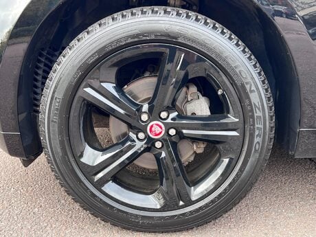 Jaguar F-Pace 2.0 D180 R-Sport Auto AWD Euro 6 (s/s) 5dr 38