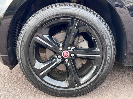 Jaguar F-Pace 2.0 D180 R-Sport Auto AWD Euro 6 (s/s) 5dr 34
