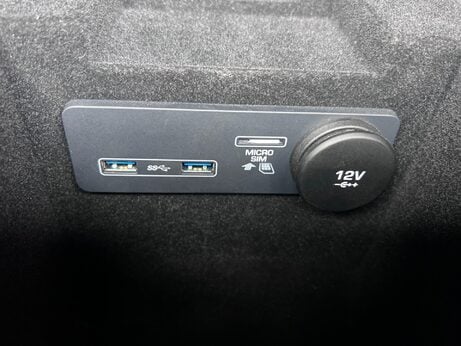 Jaguar F-Pace 2.0 D180 R-Sport Auto AWD Euro 6 (s/s) 5dr 29