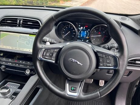 Jaguar F-Pace 2.0 D180 R-Sport Auto AWD Euro 6 (s/s) 5dr 64