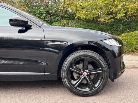 Jaguar F-Pace 2.0 D180 R-Sport Auto AWD Euro 6 (s/s) 5dr 10