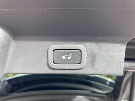 Jaguar F-Pace 2.0 D180 R-Sport Auto AWD Euro 6 (s/s) 5dr 24