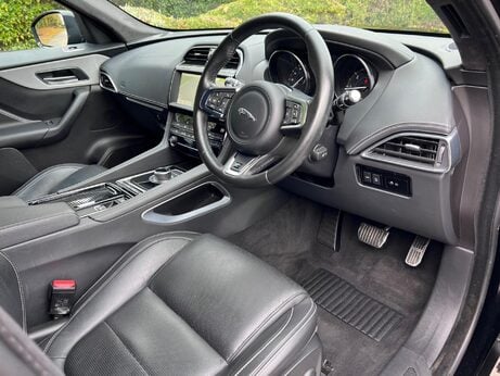 Jaguar F-Pace 2.0 D180 R-Sport Auto AWD Euro 6 (s/s) 5dr 58
