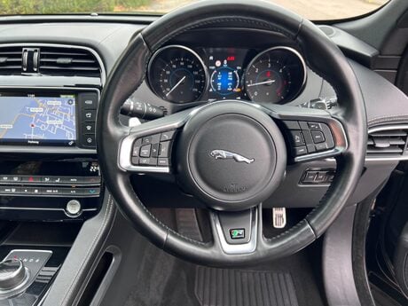 Jaguar F-Pace 2.0 D180 R-Sport Auto AWD Euro 6 (s/s) 5dr 16