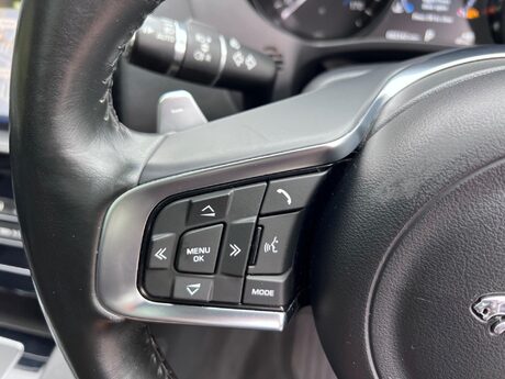 Jaguar F-Pace 2.0 D180 R-Sport Auto AWD Euro 6 (s/s) 5dr 45