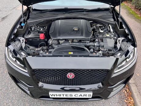 Jaguar F-Pace 2.0 D180 R-Sport Auto AWD Euro 6 (s/s) 5dr 40