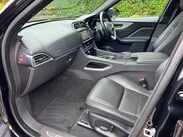 Jaguar F-Pace 2.0 D180 R-Sport Auto AWD Euro 6 (s/s) 5dr 27
