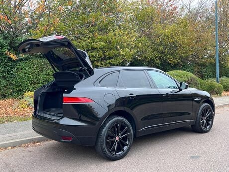 Jaguar F-Pace 2.0 D180 R-Sport Auto AWD Euro 6 (s/s) 5dr 38