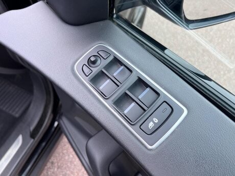 Jaguar F-Pace 2.0 D180 R-Sport Auto AWD Euro 6 (s/s) 5dr 44