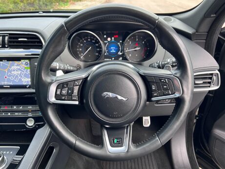 Jaguar F-Pace 2.0 D180 R-Sport Auto AWD Euro 6 (s/s) 5dr 16