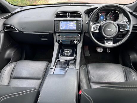 Jaguar F-Pace 2.0 D180 R-Sport Auto AWD Euro 6 (s/s) 5dr 21