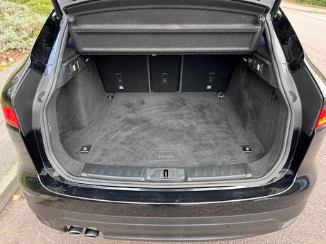 Jaguar F-Pace 2.0 D180 R-Sport Auto AWD Euro 6 (s/s) 5dr 36