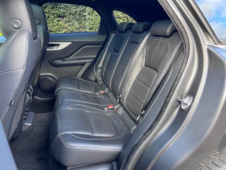 Jaguar F-Pace 2.0 D180 R-Sport Auto AWD Euro 6 (s/s) 5dr 29