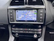 Jaguar F-Pace 2.0 D180 R-Sport Auto AWD Euro 6 (s/s) 5dr 18