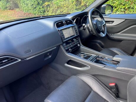 Jaguar F-Pace 2.0 D180 R-Sport Auto AWD Euro 6 (s/s) 5dr 24
