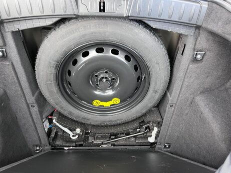 Jaguar F-Pace 2.0 D180 R-Sport Auto AWD Euro 6 (s/s) 5dr 33