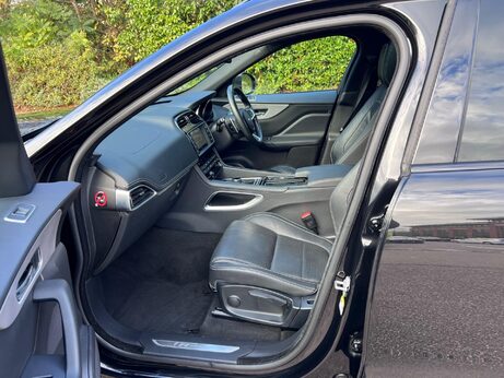 Jaguar F-Pace 2.0 D180 R-Sport Auto AWD Euro 6 (s/s) 5dr 22