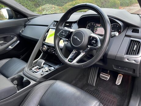 Jaguar E-Pace 2.0 D204 MHEV R-Dynamic Black Auto AWD Euro 6 (s/s) 5dr 12