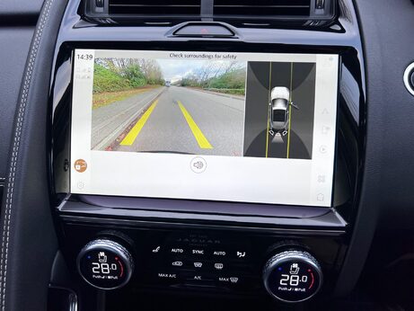 Jaguar E-Pace 2.0 D204 MHEV R-Dynamic Black Auto AWD Euro 6 (s/s) 5dr 18