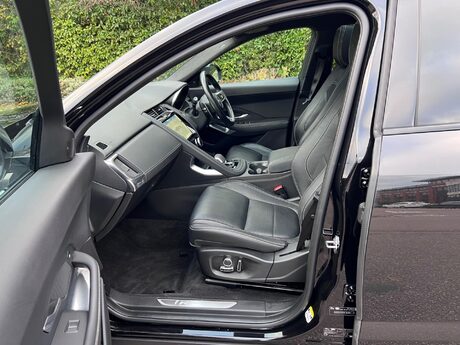 Jaguar E-Pace 2.0 D204 MHEV R-Dynamic Black Auto AWD Euro 6 (s/s) 5dr 29