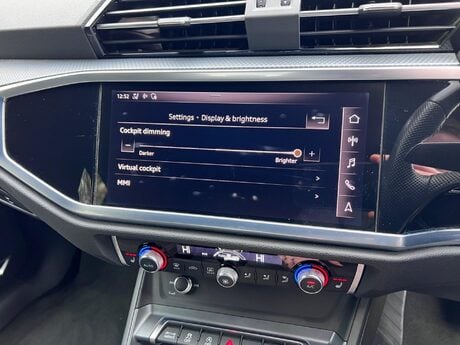 Audi Q3 1.5 TFSI CoD 35 S line S Tronic Euro 6 (s/s) 5dr 80