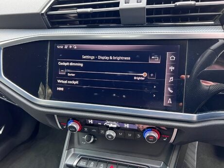 Audi Q3 1.5 TFSI CoD 35 S line S Tronic Euro 6 (s/s) 5dr 76