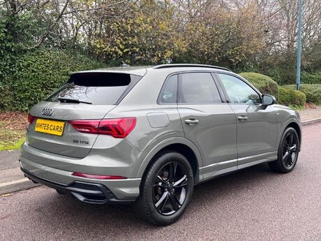 Audi Q3 1.5 TFSI CoD 35 S line S Tronic Euro 6 (s/s) 5dr 3