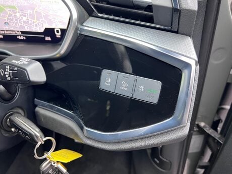 Audi Q3 1.5 TFSI CoD 35 S line S Tronic Euro 6 (s/s) 5dr 48