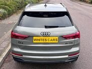 Audi Q3 1.5 TFSI CoD 35 S line S Tronic Euro 6 (s/s) 5dr 62