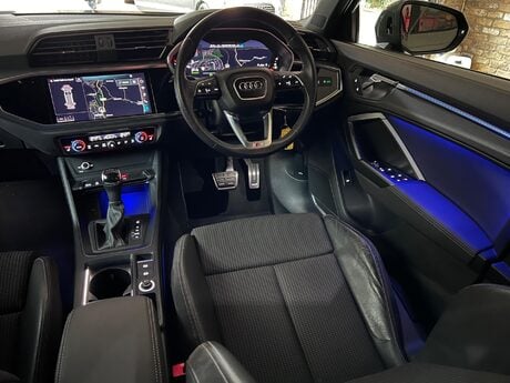 Audi Q3 1.5 TFSI CoD 35 S line S Tronic Euro 6 (s/s) 5dr 19
