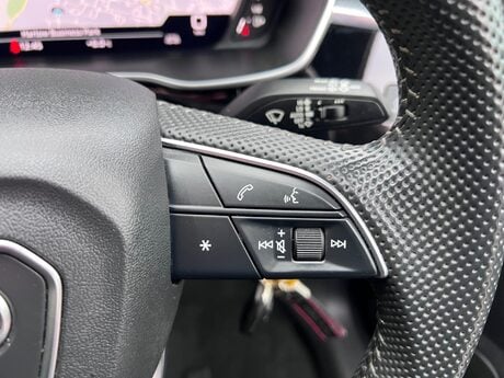 Audi Q3 1.5 TFSI CoD 35 S line S Tronic Euro 6 (s/s) 5dr 43