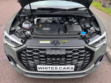 Audi Q3 1.5 TFSI CoD 35 S line S Tronic Euro 6 (s/s) 5dr 36