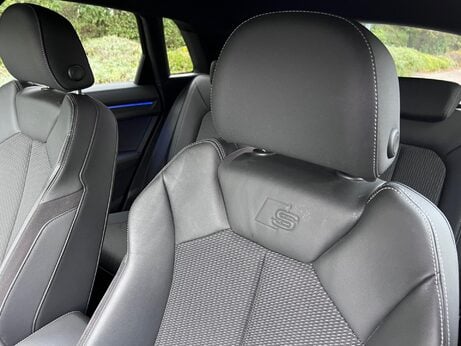 Audi Q3 1.5 TFSI CoD 35 S line S Tronic Euro 6 (s/s) 5dr 71