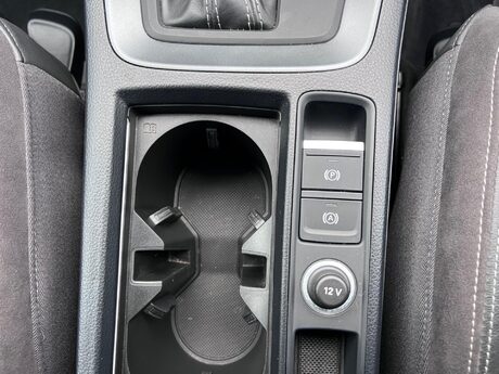 Audi Q3 1.5 TFSI CoD 35 S line S Tronic Euro 6 (s/s) 5dr 69