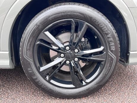 Audi Q3 1.5 TFSI CoD 35 S line S Tronic Euro 6 (s/s) 5dr 73