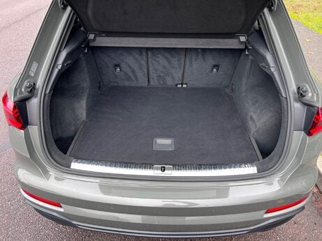 Audi Q3 1.5 TFSI CoD 35 S line S Tronic Euro 6 (s/s) 5dr 35